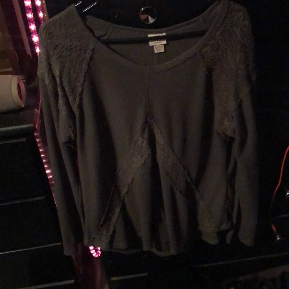 Long sleeve olive shirt